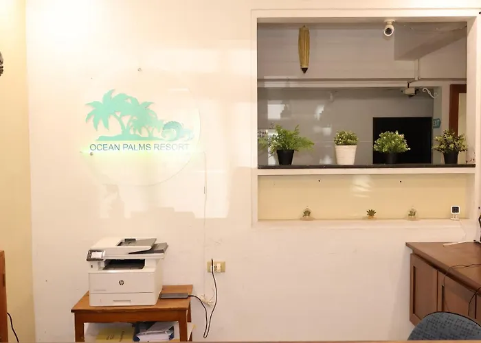 Ocean Palms Hotel 3*