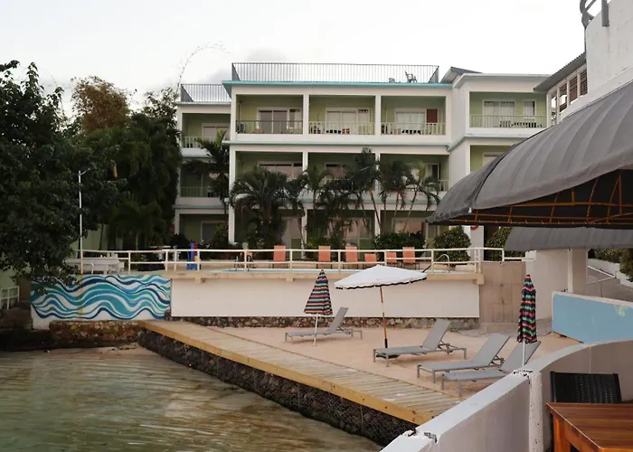 Hotel Ocean Palms 3*