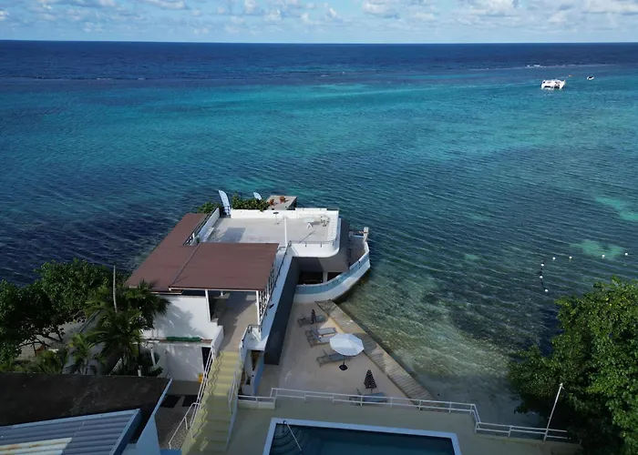 Hotel Ocean Palms