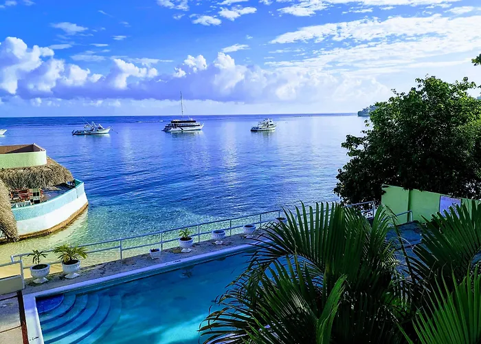 Ocean Palms Hotel
